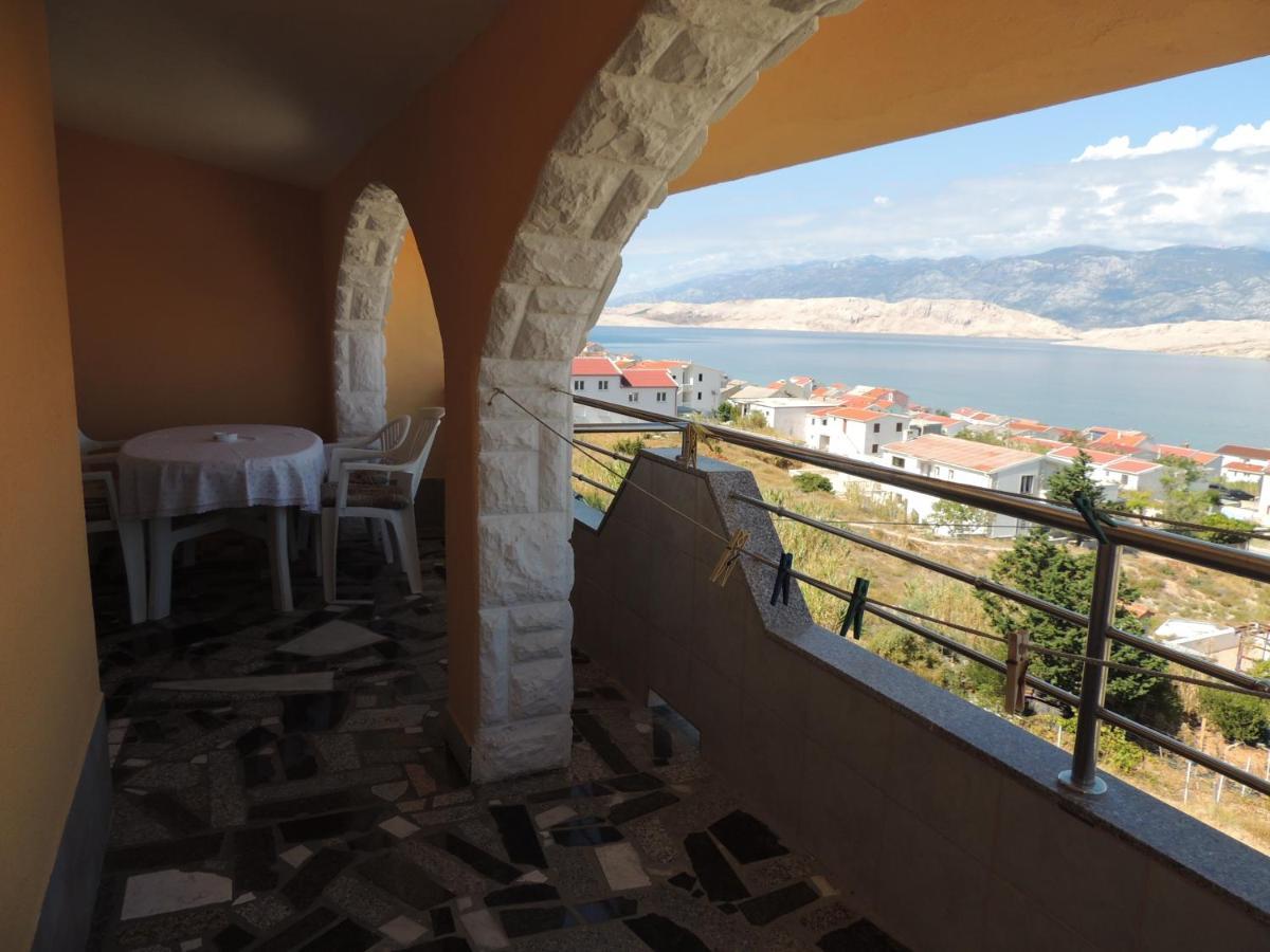 Apartman Husic Pag Town Exteriör bild