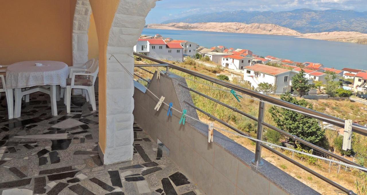 Apartman Husic Pag Town Exteriör bild