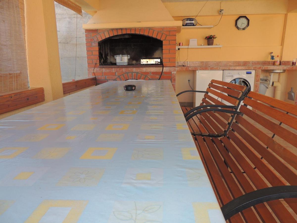 Apartman Husic Pag Town Exteriör bild